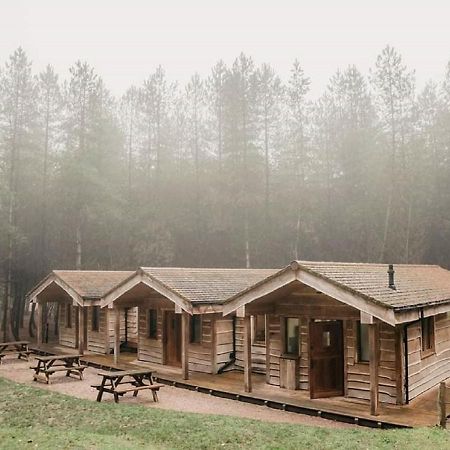 Wyldwood Lodge Cheadle  Esterno foto