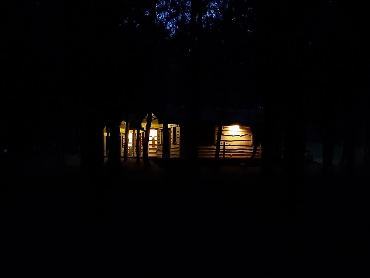 Wyldwood Lodge Cheadle  Esterno foto