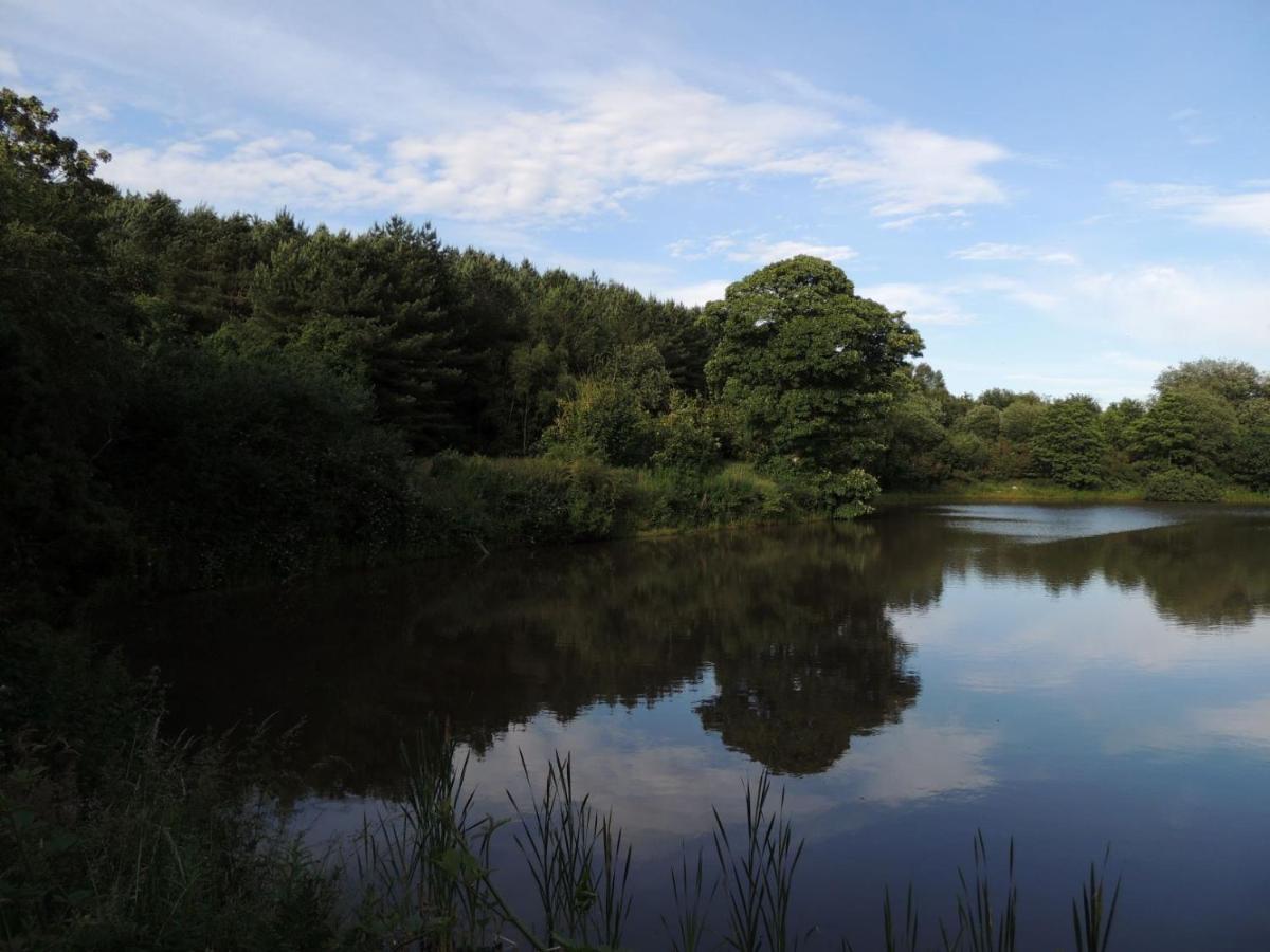 Wyldwood Lodge Cheadle  Esterno foto